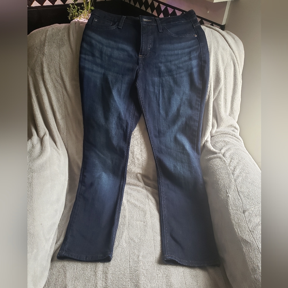 Lee Midrise Regular Fit Jeans
